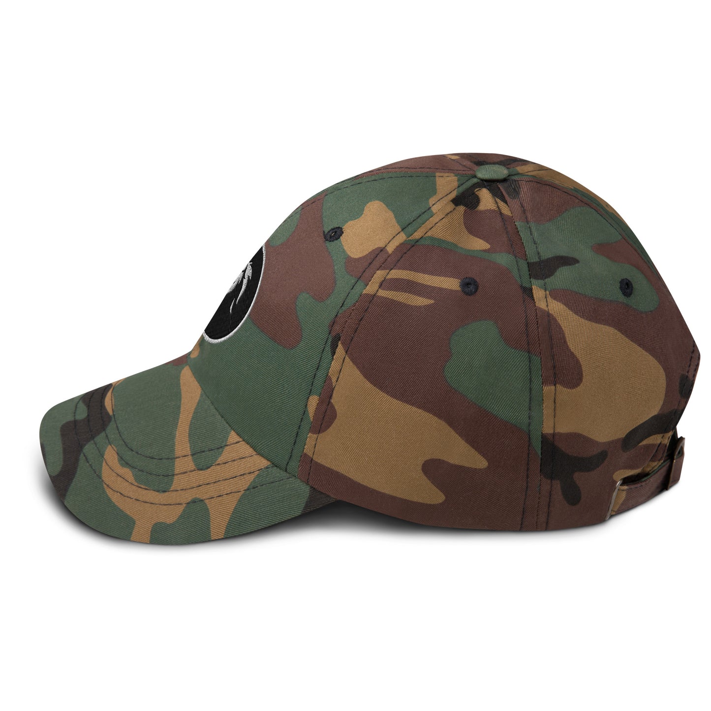 Green camo dad hat with stitched lion design, featuring adjustable strap and curved visor, perfect for trendy streetwear and casual fashion.